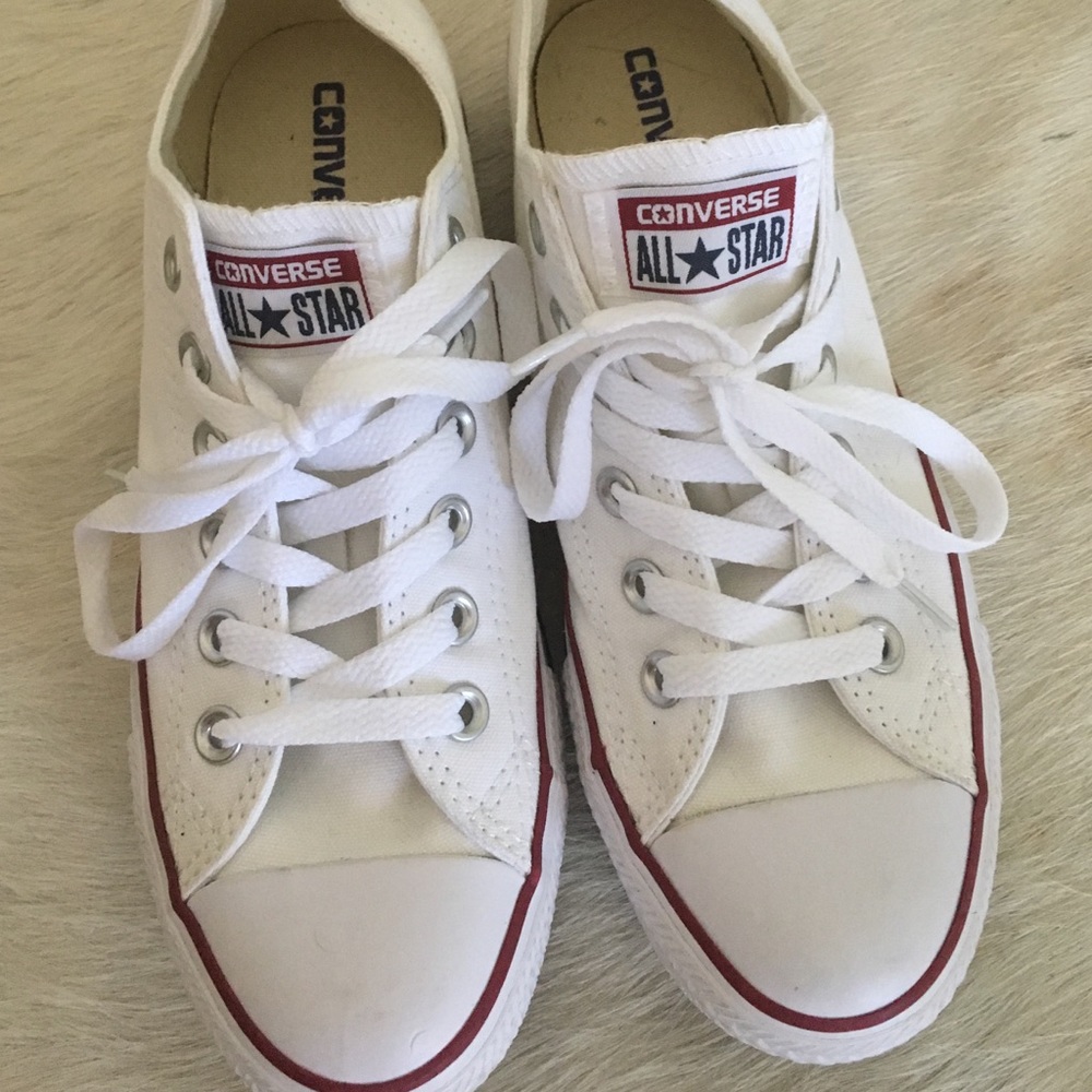 Converse All Stars - Size 8, never worn.